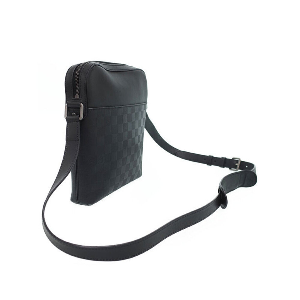 Louis Vuitton Damier Infini Black Pochette District Shoulder Bag - Picture 2 of 8